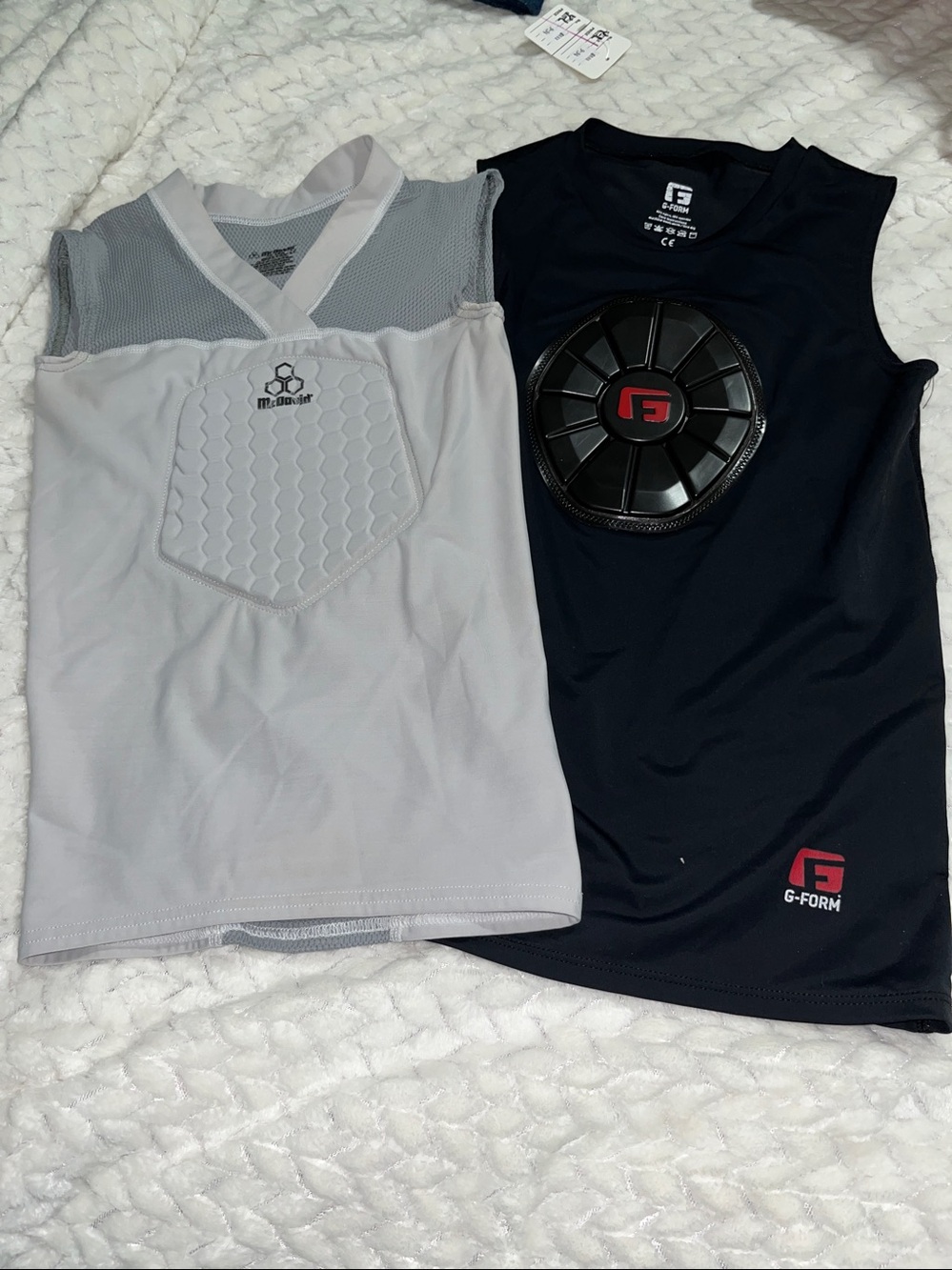 Lot of 2 Protective Compression Shirt with Chest Pad G-FORM McDAVID